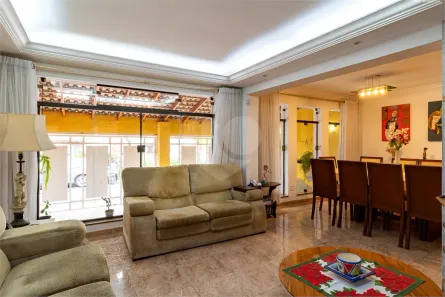 Casa com 4 Quartos à venda, 228m² no Jardim Santo Amaro, São Paulo