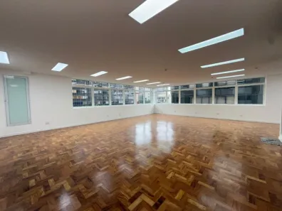 Sala Comercial para alugar, 180m² no Jardim Paulistano, São Paulo