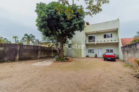 Casa com 3 Quartos à venda, 331m² no Vila Nova, Porto Alegre