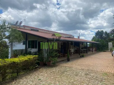 Fazenda/Sítio com 3 Quartos à venda, 400m² no Jardins de Petrópolis, Nova Lima