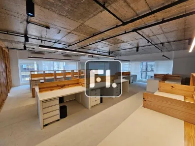 Sala Comercial para alugar, 232m² no Itaim Bibi, São Paulo