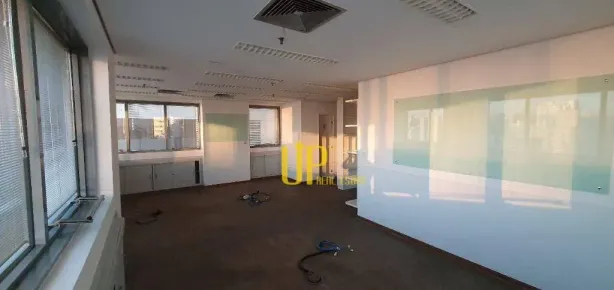 Sala Comercial para alugar, 100m² no Pinheiros, São Paulo