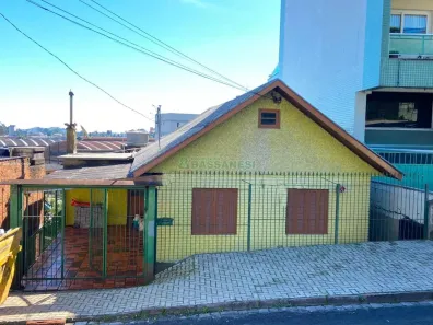 Casa com 2 Quartos à venda, 100m² no Floresta, Caxias do Sul