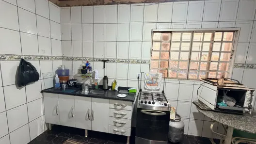 Sobrado com 6 Quartos à venda, 180m² no Santa Maria, Brasília