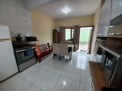 Casa com 1 Quarto à venda, 150m² no Balneario Regina Maria, Mongaguá
