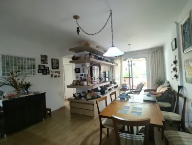 Apartamento com 2 Quartos à venda, 92m² no Coqueiros, Florianópolis