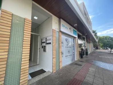 Sala Comercial para alugar, 56m² no Zona 03, Maringá