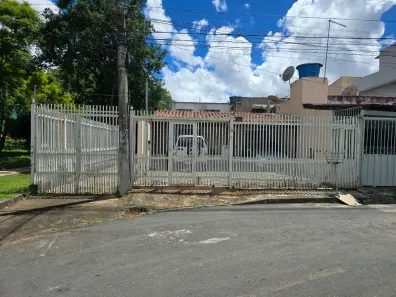 Casa com 4 Quartos à venda, 150m² no Riacho Fundo I, Brasília
