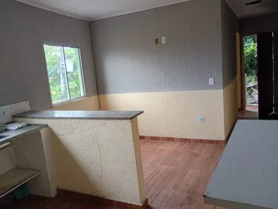 Casa com 1 Quarto para alugar, 46m² no Flamengo, Maricá