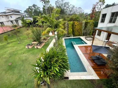 Sobrado com 6 Quartos à venda, 940m² no Jardim Limoeiro, Arujá