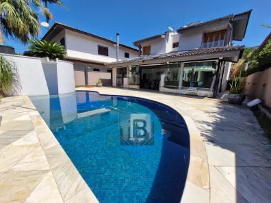 Casa de Condomínio com 5 Quartos à venda, 380m² no Centro, Bertioga