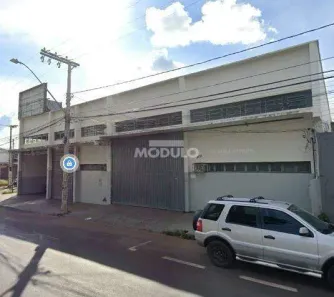 Galpão/Depósito/Armazém para alugar, 554m² no Umuarama, Uberlândia
