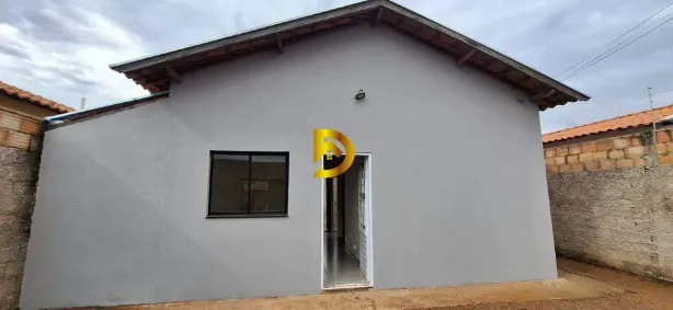 Casa com 2 Quartos à venda, 48m² no Loteamento Ilha Bela, Uberaba