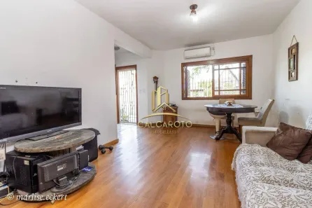 Casa com 2 Quartos à venda, 119m² no Passo das Pedras, Porto Alegre