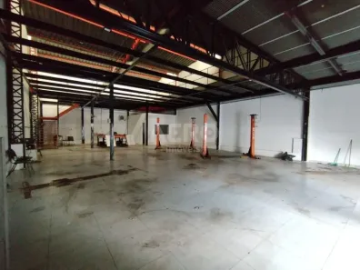 Ponto Comercial para alugar, 560m² no Centro, Bauru