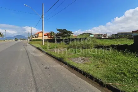 Lote/Terreno à venda, 256m² no Jardim Mar-e-Sol, Peruíbe