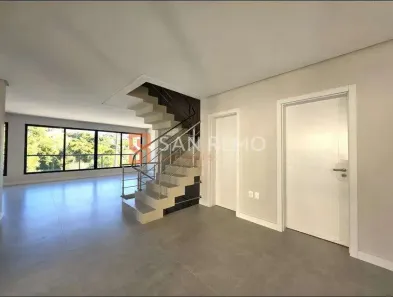 Casa com 3 Quartos à venda, 239m² no João Paulo, Florianópolis