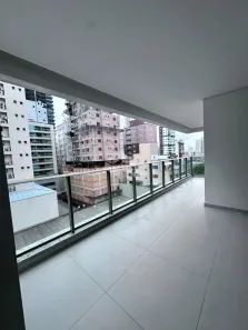 Apartamento com 3 Quartos à venda, 135m² no Meia Praia, Itapema