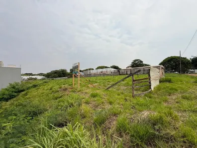 Lote/Terreno à venda, 2612m² no Parque Industrial, Maringá