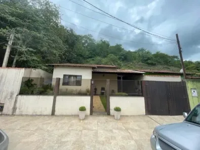 Casa com 5 Quartos à venda, 302m² no Jardim Amália, Volta Redonda