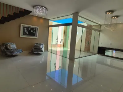 Casa com 4 Quartos para alugar, 300m² no Chapada, Manaus