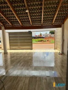 Casa com 3 Quartos à venda, 171m² no São Jorge, Uberlândia