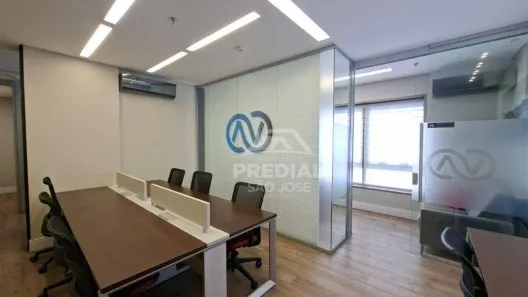 Sala Comercial para alugar, 82m² no Condomínio Royal Park, São José dos Campos