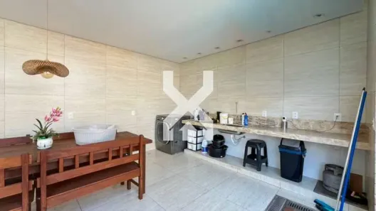 Casa com 5 Quartos à venda, 279m² no Alto Barroca, Belo Horizonte