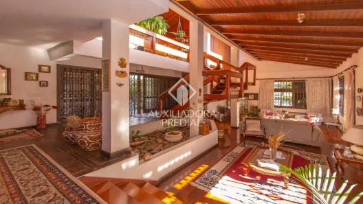 Casa com 4 Quartos à venda, 407m² no Chácara das Pedras, Porto Alegre
