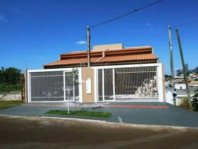 Casa com 2 Quartos à venda, 100m² no Jardim Tókio, Londrina