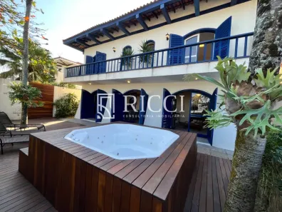 Sobrado com 6 Quartos à venda, 575m² no Enseada, Guarujá