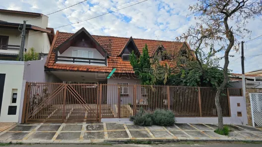 Sobrado com 3 Quartos para alugar, 300m² no Parque Alto Taquaral, Campinas