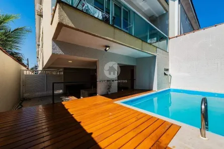 Casa com 2 Quartos à venda, 110m² no Macuco, Santos