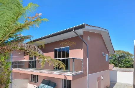 Sobrado com 5 Quartos à venda, 306m² no Barreirinha, Curitiba