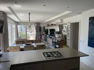 Apartamento com 3 Quartos à venda, 108m² no Centro, Florianópolis