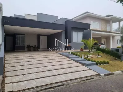 Casa de Condomínio com 3 Quartos para alugar, 230m² no Loteamento Villa Branca, Jacareí