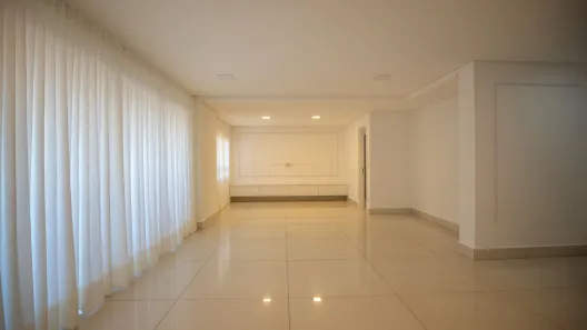 Apartamento com 3 Quartos para alugar, 169m² no Jardim Goiás, Goiânia