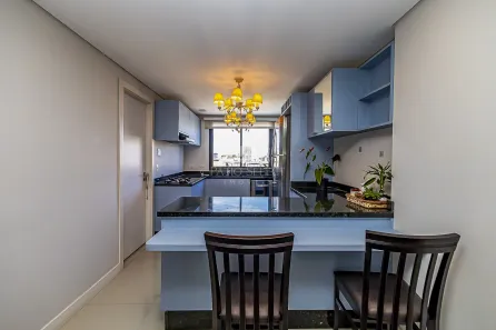 Apartamento com 2 Quartos para alugar, 412m² no Bigorrilho, Curitiba