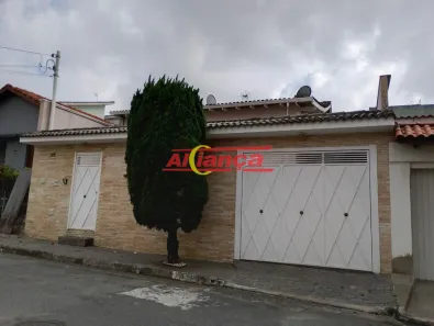 Casa com 3 Quartos para alugar, 250m² no Jardim São Judas Tadeu, Guarulhos