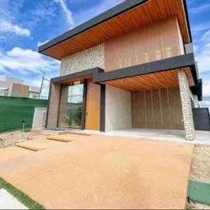 Casa com 5 Quartos à venda, 373m² no Centro, Eusébio