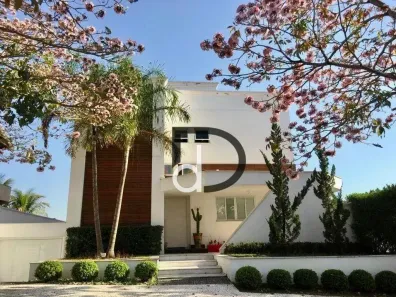 Casa de Condomínio com 3 Quartos à venda, 250m² no Vilagge Capricio, Louveira