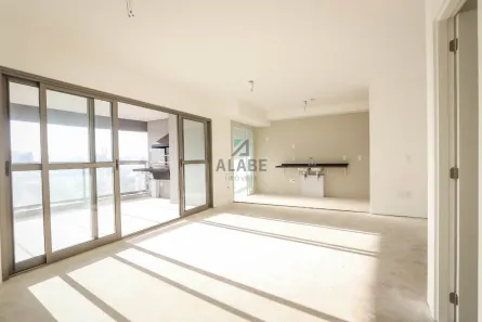 Apartamento com 3 Quartos à venda, 4391m² no Jardim das Acácias, São Paulo