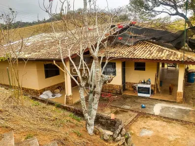 Fazenda/Sítio com 3 Quartos à venda, 1m² no Cruz, Lorena