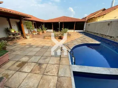 Casa com 5 Quartos à venda, 650m² no Santa Lúcia, Belo Horizonte