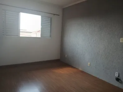 Casa com 3 Quartos para alugar, 115m² no Jardim Esmeralda, Rio Claro