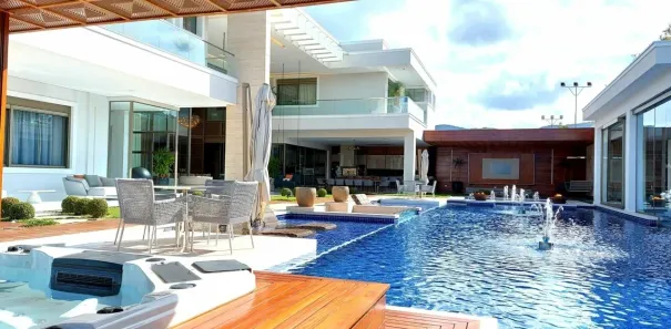 Casa com 9 Quartos à venda, 1700m² no Jardim Acapulco, Guarujá