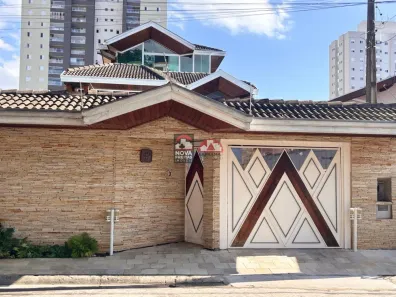 Casa com 4 Quartos para alugar, 212m² no Loteamento Villa Branca, Jacareí