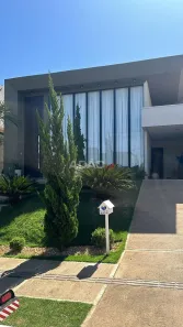 Casa de Condomínio com 5 Quartos à venda, 215m² no Condomínio do Lago 1ª Etapa, Goiânia