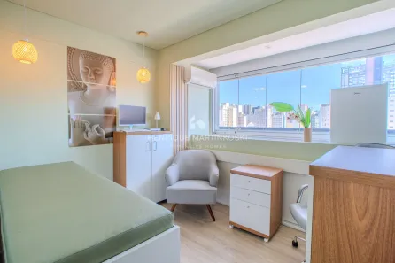 Sala Comercial com 2 Quartos à venda, 42m² no Centro, Curitiba