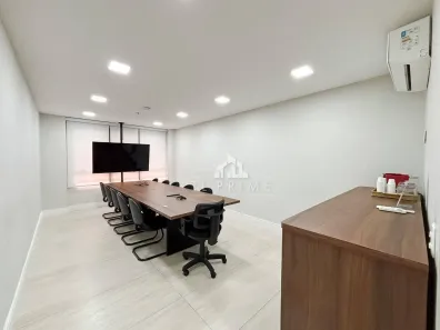 Sala Comercial para alugar, 30m² no Del Castilho, Rio de Janeiro